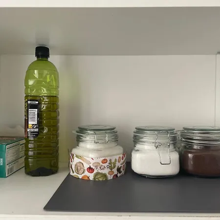 Layla - Solo Familias