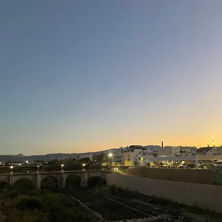 アパート Layla - Solo Familias *